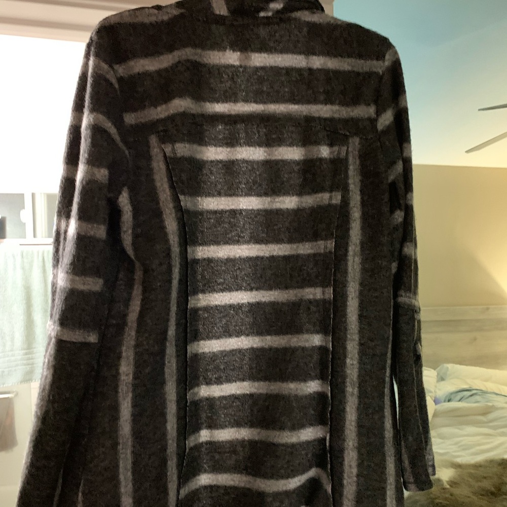Never Been Worn! Black and Grey striped long open coat. Size Large.